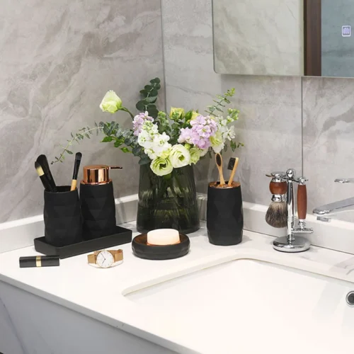 Bathroom Accessories Set | مجموعة مستلزمات الحمام