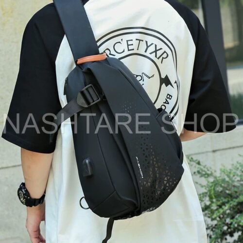 Multi-Zip Shoulder Bag | شنطة كتف متعددة الجيوب