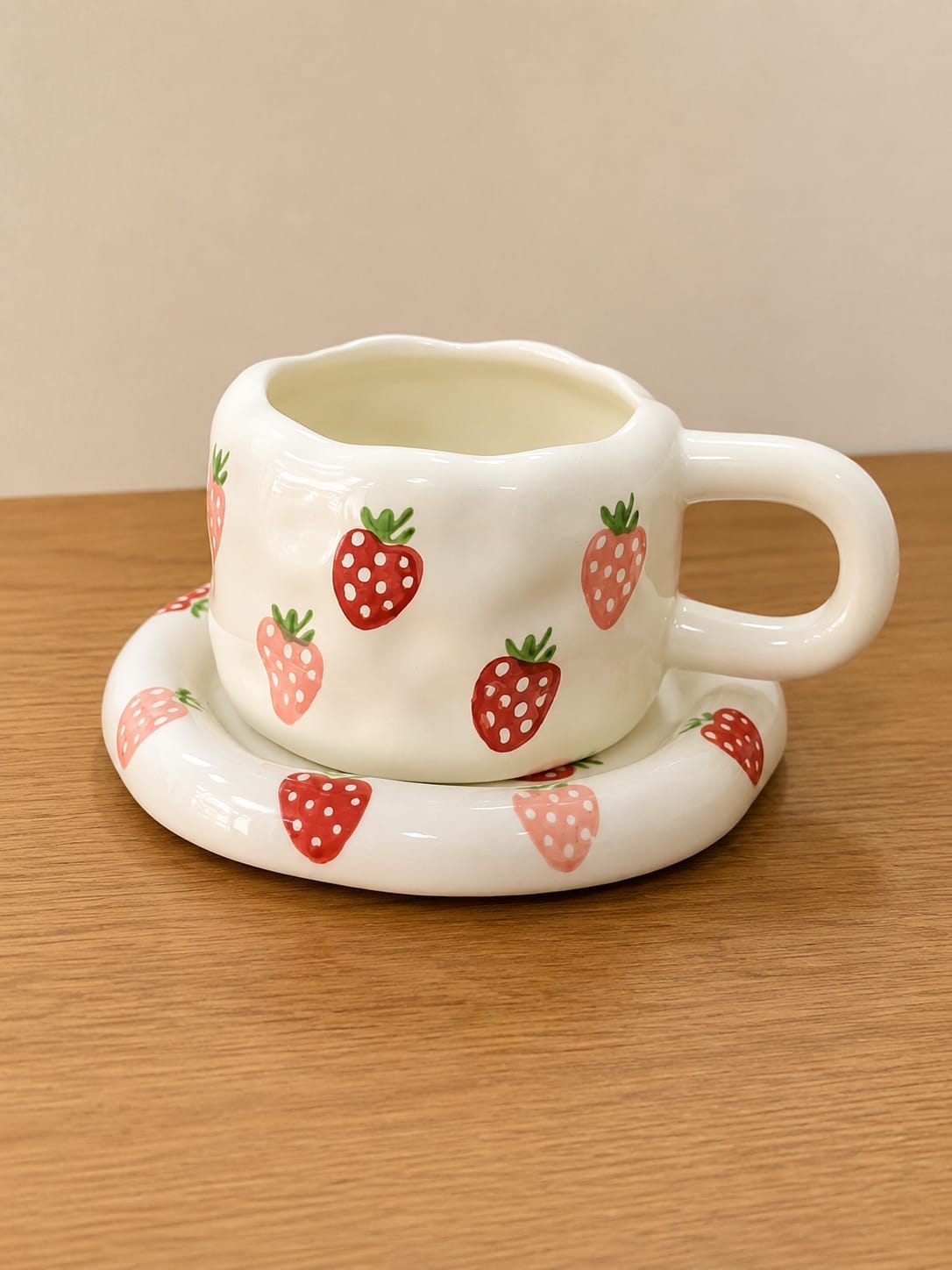 Designer Ceramic Cups | فناجين سيراميك بتصميم عصري